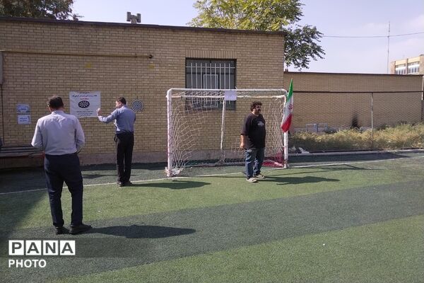 خدمات پایش سلامت و رقابت های ورزشی دوستانه کارکنان آموزش و پرورش چهاردانگه