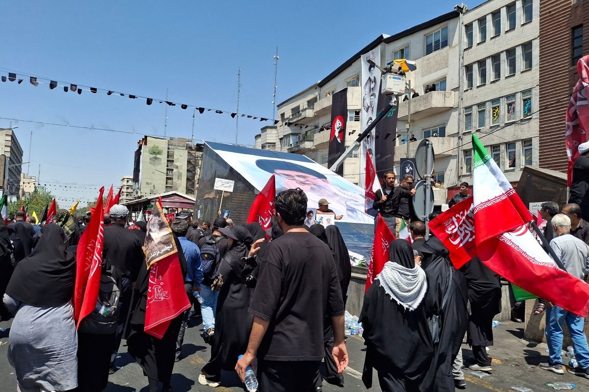 آخرین دیدار مردم تهران با «آقای شهید ایران»