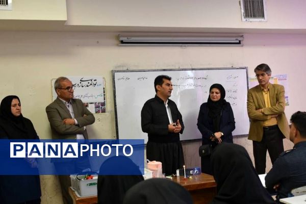 دوره توانمندسازی معلمان ابتدایی در ثلاث‌ باباجانی