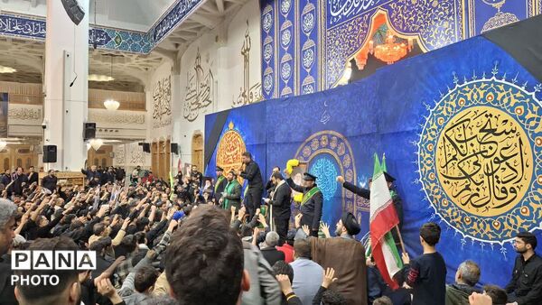 اجتماع خونخواهی مردم انقلابی قم در حرم حضرت معصومه(س)