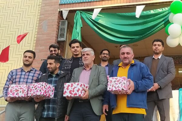 طنین مهر علوی در مدارس پیشوا؛ گرامیداشت میلاد مولود کعبه و روز پدر