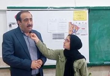 بازدید مدیر آموزش و پرورش خمینی‌شهر از دبستان استقلال در راستای اجرای پروژه مهر و نهضت عدالت آموزشی