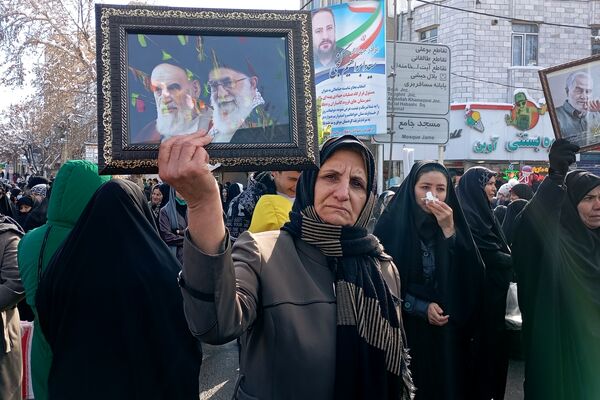 حماسه‌ مردم قروه در راه پیروزی انقلاب