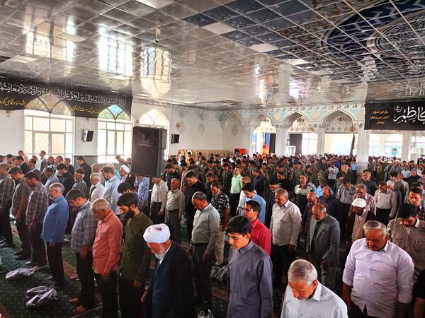 نماز جمعه ای متفاوت با بوی خون خبرنگاران شهید