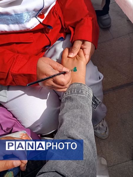 اقتدار کودکان نی‌ریزی در حماسه 22 بهمن