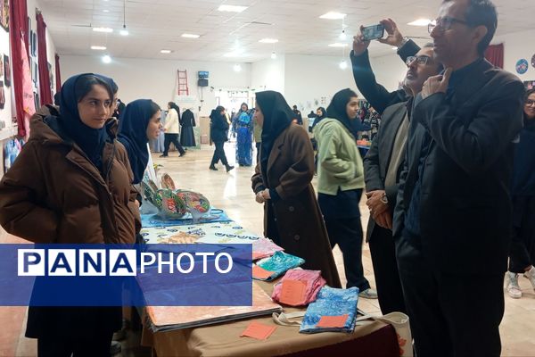 جشنواره "ایران رنگارنگ" در هنرستان سعادت پردیس
