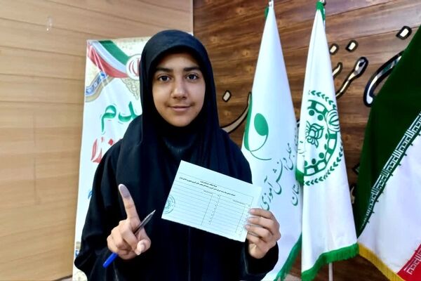 دانش‌آموزان منتخب خوزستانی، پای صندوق انتخابات استانی رفتند