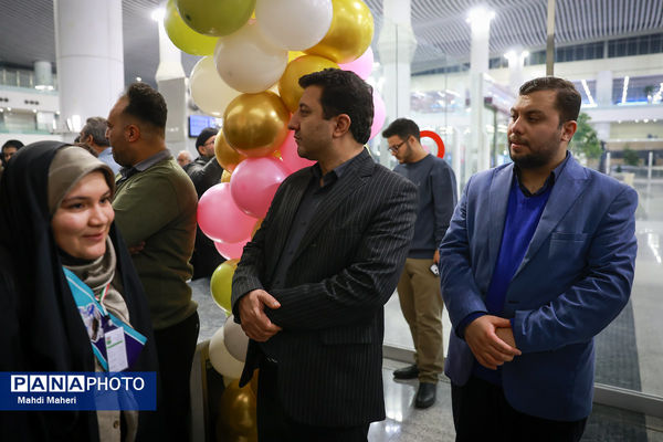 بدرقه آخرین کاروان دانش‌آموزان عمره‌گزار از ایستگاه پروازی تهران