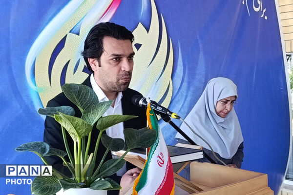 آیین زنگ سپاس معلم در هنرستان نور هل اتی حصار گرمخان