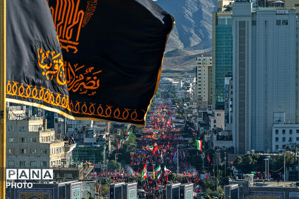 تشییع پیکر رهبر شهید انقلاب در مشهد مقدس-۱
