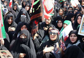 حضور مردم ولایت مدار شهرستان کوهدشت در مراسم اربعین رهبر معظم انقلاب