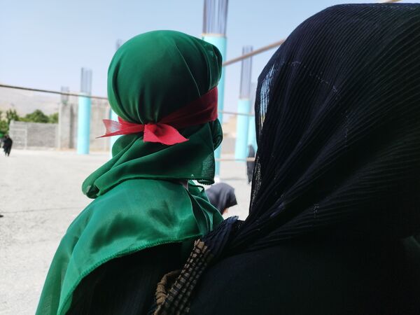 مراسم شیرخوارگان حسینی در شهرستان فریدونشهر 