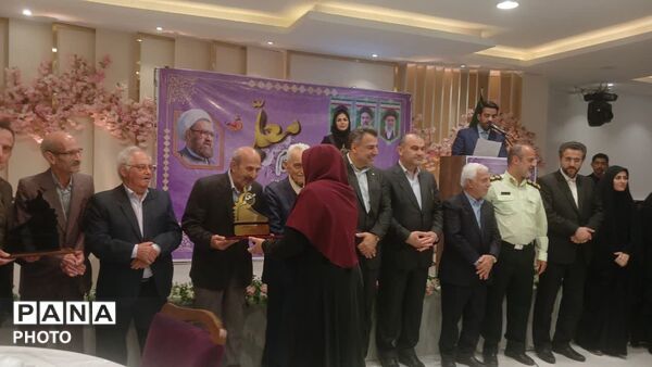 همایش گرامیداشت مقام معلم در فریدونکنار