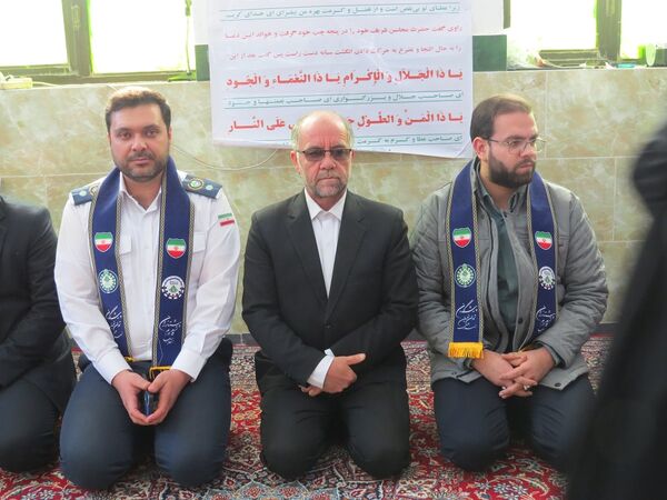 بازدید قائم مقام سازمان دانش‌آموزی از دانش‌آموزان پیشتاز معتکف بام و صفی‌آباد