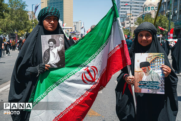 تشییع پیکر رهبر شهید انقلاب در مشهد مقدس-۴
