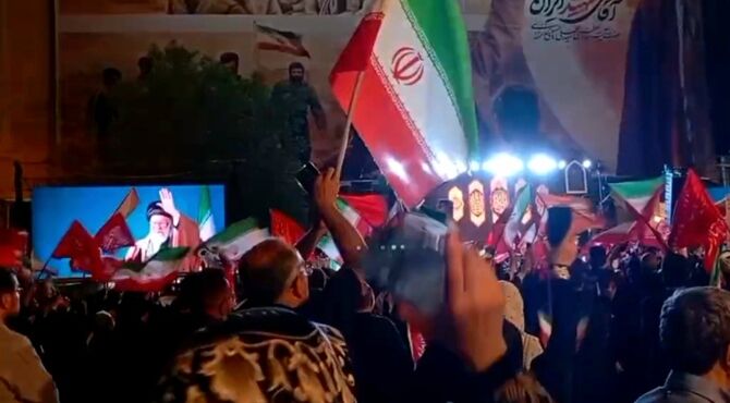 ۱۳۰شب ایستادگی در قلب شهر؛ وقتی انقلاب ، تکرار نمی شود بلکه تداوم می یابد