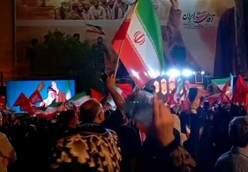 ۱۳۰شب ایستادگی در قلب شهر؛ وقتی انقلاب ، تکرار نمی شود بلکه تداوم می یابد