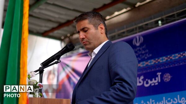 آیین گلباران محل شهادت شهید مرتضی مطهری با حضور مجید پارسا در منطقه ۱۲