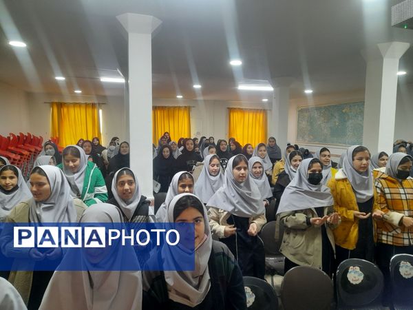 گرامیداشت هفته کتاب و کتابخوانی به همراه پرده خوانی شهادت حضرت فاطمه(س)