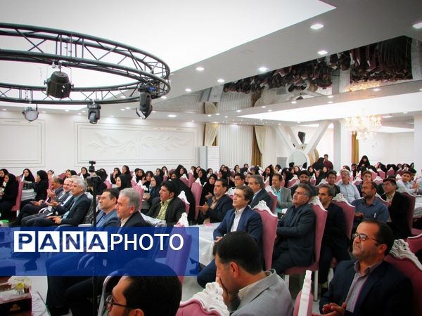 از رتبه برتر های کشوری و استانی جشنواره خوارزمی تجلیل شد