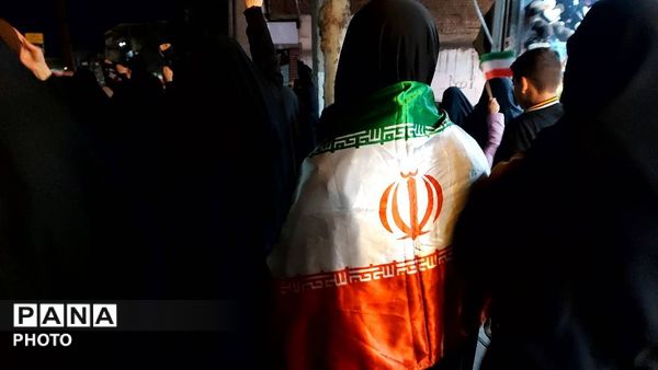 مردم‌غیور کرج‌ با رهبر شهید تجدید بیعت کردند
