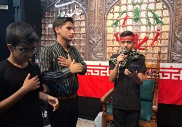 شور عاشورایی نوجوانان کازرونی در سوگواره «احلی من العسل»