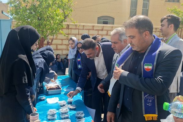 بازارچه‌ای به نیت مهرورزی 