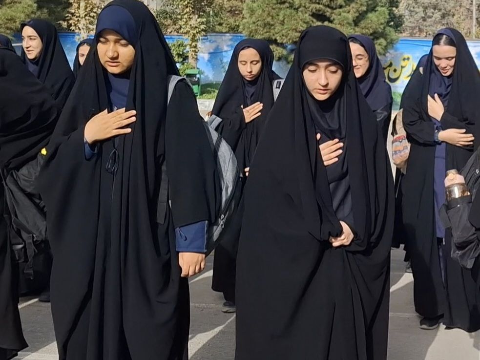 کلاس‌های پیش نیاز سال تحصیلی در مدرسه شاهد تقوا پیشگان 