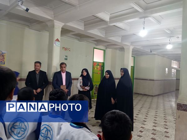 افتتاح اتاق بهداشت نوسازی‌شده در دبستان پسرانه شهید مهدی غفاری پاکدشت 