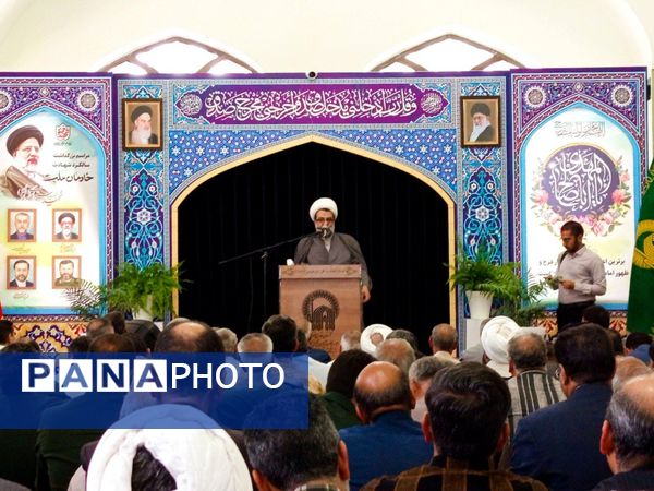 یک سال از نبود شهید جمهور میگذرد