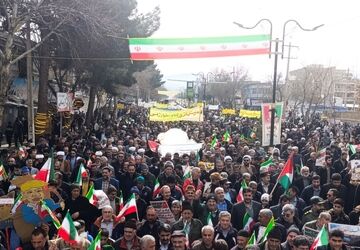 روایت پانا از حضور پرشکوه مردم سملقان در راهپیمایی ۲۲ بهمن
