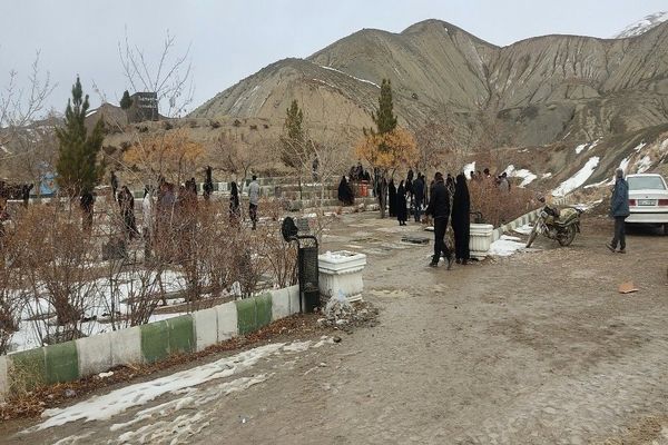 مراسم چراغ برات  آیین سنتی در شهر بار 