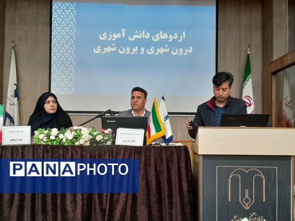 جلسه معاونین و مربیان پرورشی  ناحیه سه در دبیرستان مصلی نژاد حضرت زهرا(س)