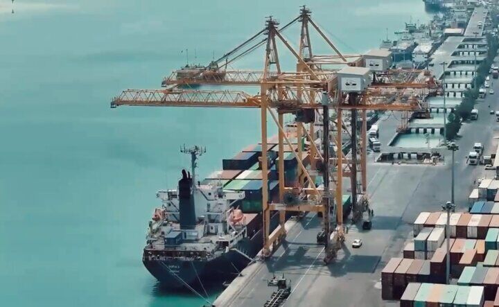 گمرک در شرایط جنگی خوش درخشید 