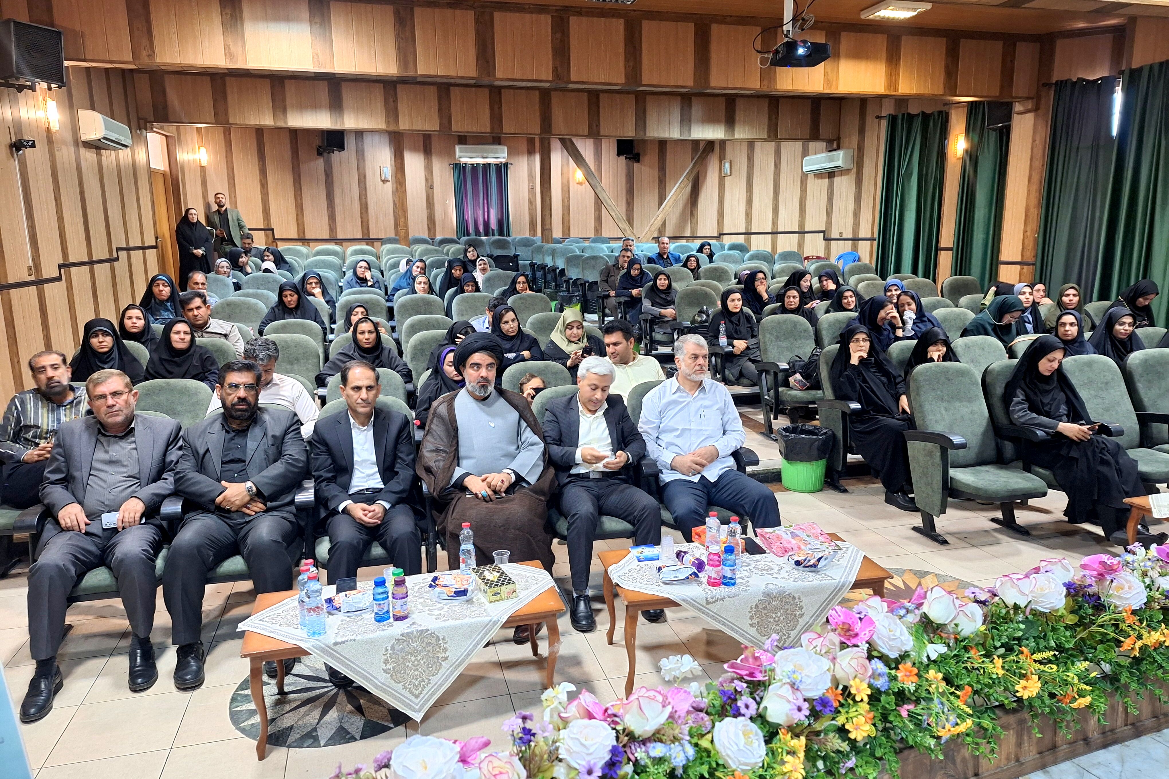 تجلیل از مقام‌آوران جشنواره تجارب برتر تربیتی 