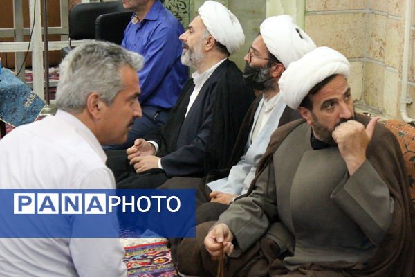 مسئولان قضایی زنجان پای درد دل مردم