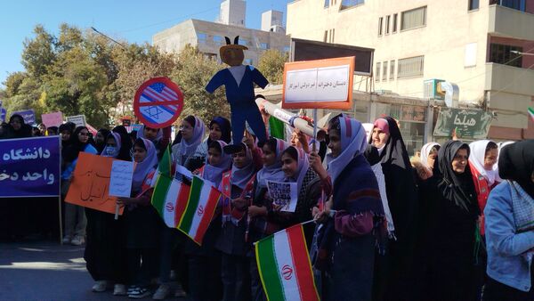 راهپیمایی ۱۳آبان در نیشابور 