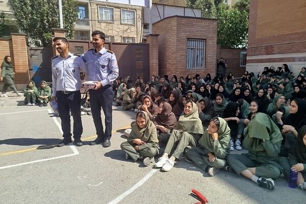 یادگیری ایمنی با قهرمانان آتش نشان
