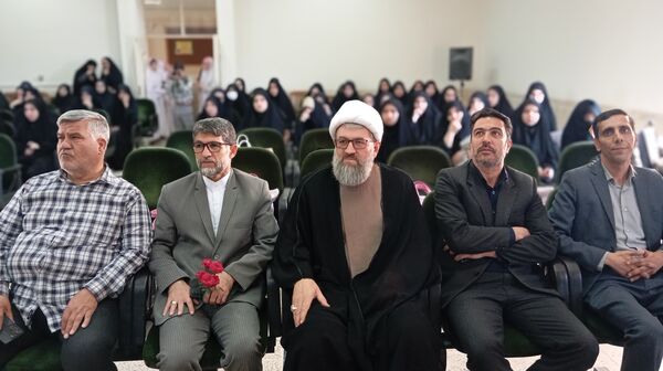 آیین تجلیل از برگزیدگان چهل و سومین دوره مسابقات قرآن، عترت و نماز شهرستان بن