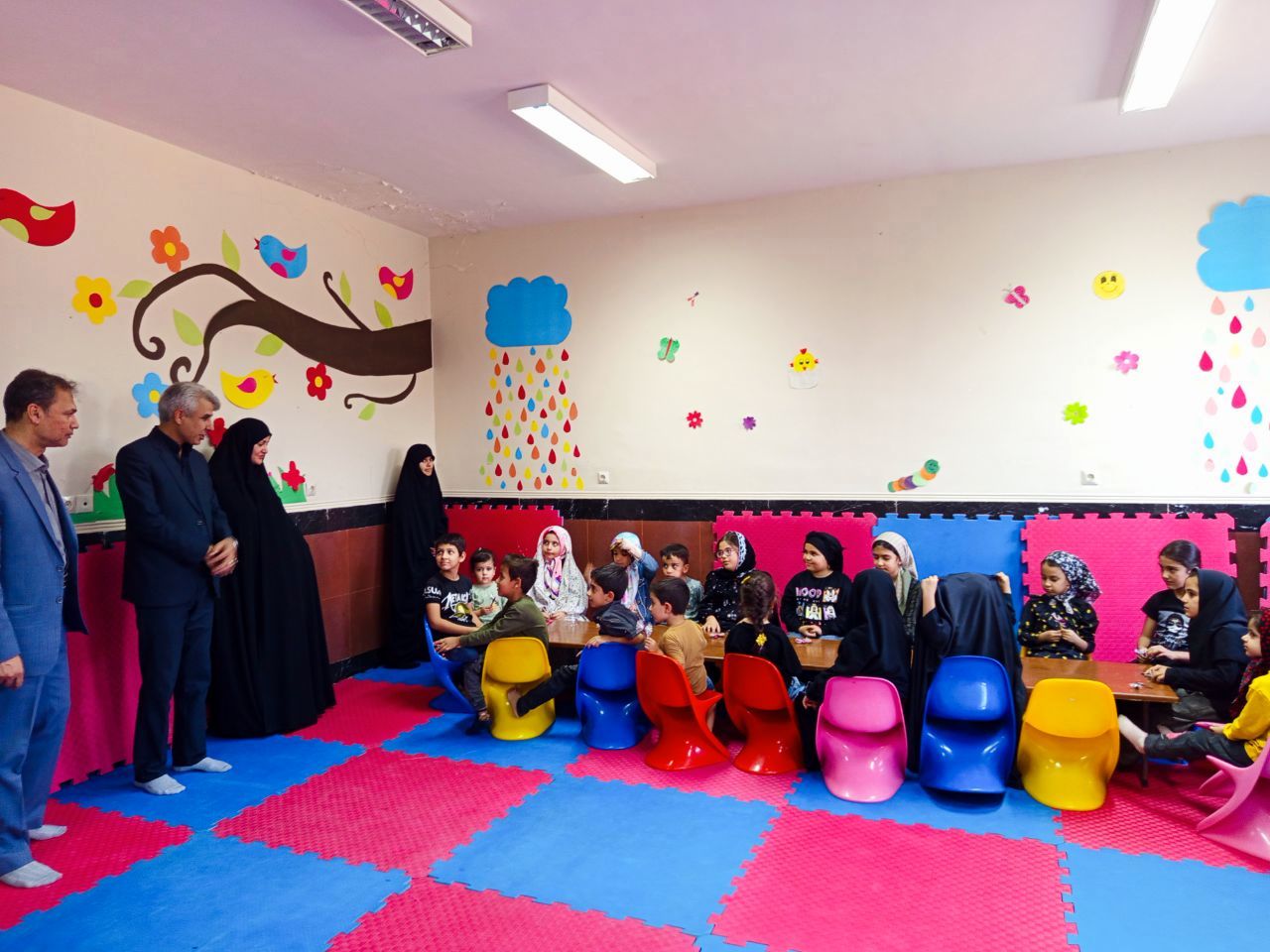 بازدید مدیر آموزش و پرورش کاشمر از هیأت دانش‌آموزی دختران