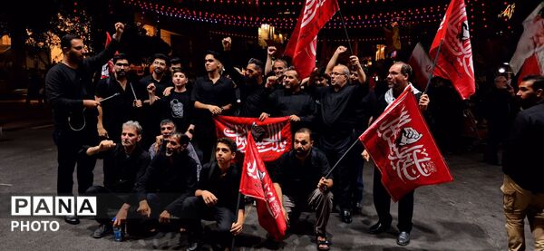 مشهد در تکاپوی تشییع رهبر شهید انقلاب