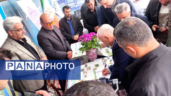 بازدید استاندار مازندران از غرفه نوروزی قائمشهر