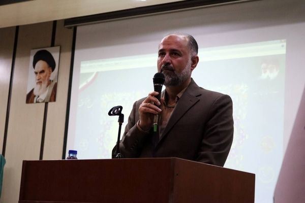 تربیت دانش‌آموزان با تکیه بر ارزش‌های دینی اولویت است