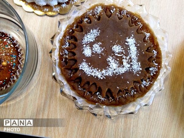 جشن آموزشی فعل‌های ماضی و مضارع در آموزشگاه نماز