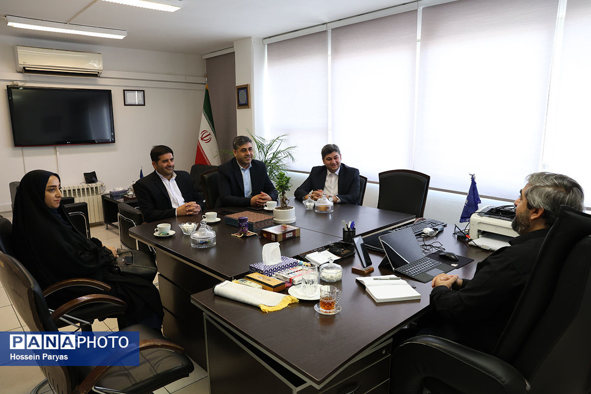 محور خبرگزاری پانا در دوره جدید گذر از رویکرد سنتی به شیوه‌های نوین و رقابتی است