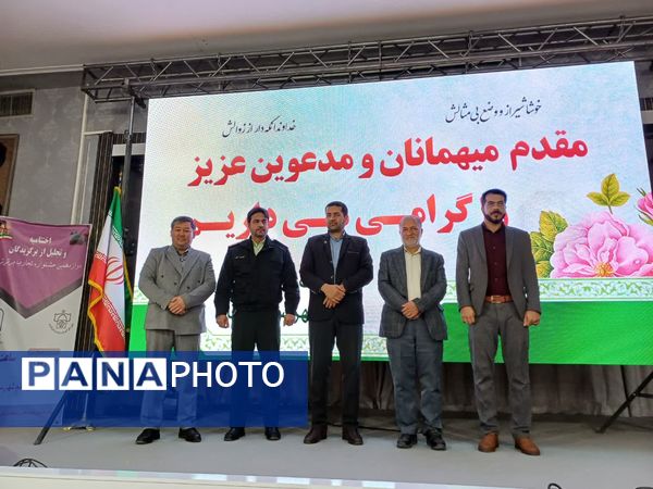 تجلیل از برگزیدگان 2 جشنواره پرورشی در شهرستان زرقان 