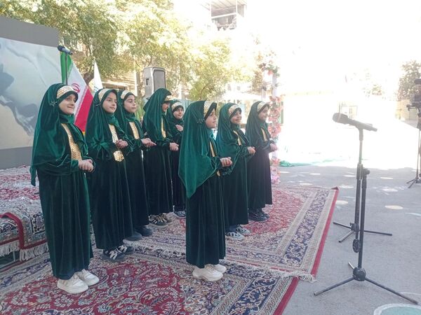 جشن عاطفه‌ها در مشهد برگزار شد
