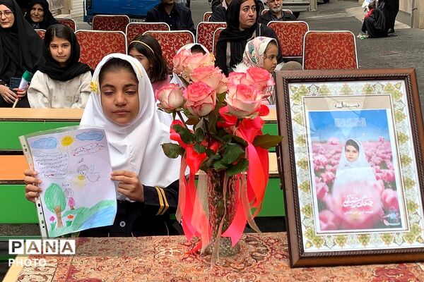 نامگذاری کوچه شهیده آوین امیر کاشانی به مناسبت روز دختر 