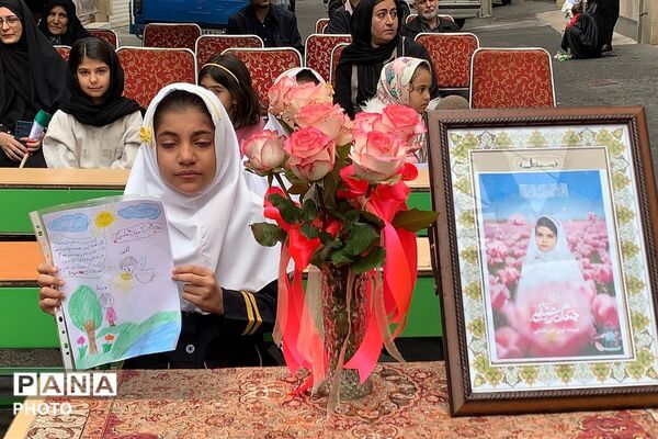 نامگذاری کوچه شهیده آوین امیر کاشانی به مناسبت روز دختر 