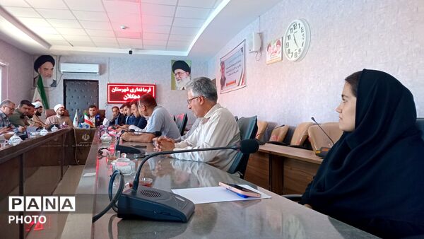 هم‌اندیشی مسئولان دهگلان با محوریت اوقات فراغت 